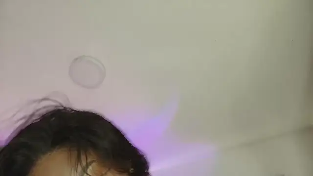 Isaa_Coleman_ Live XXX-chat