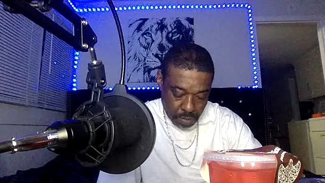 BigDaddyDy Live XXX-Chat