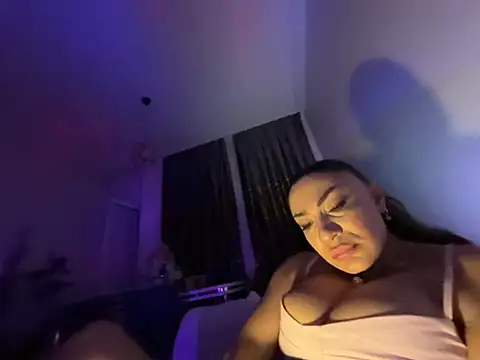 -ASLAN-KADINI-O- Chat XXX live