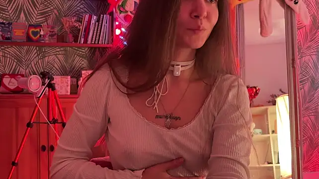 Altertyann - camera below booty tease