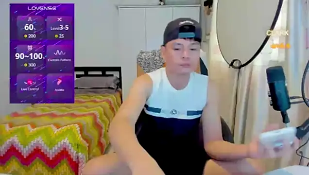 clarkdangerous Adlı Modelin Canlı XXX Sohbeti