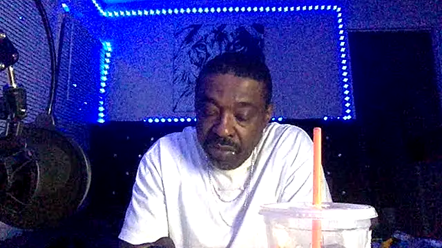 BigDaddyDy Chat XXX live