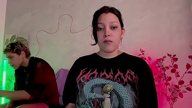 צ'אט XXX בשידור חי של MarcellaGriffin