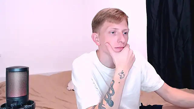juliaanddima's Live XXX Chat