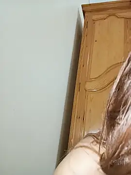 indilasixeey Chat XXX in diretta