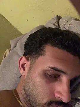 Wicy23 লাইভ XXX চ্যাট
