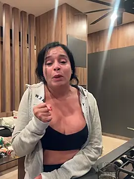 _kathaLopez_'s Live XXX Chat