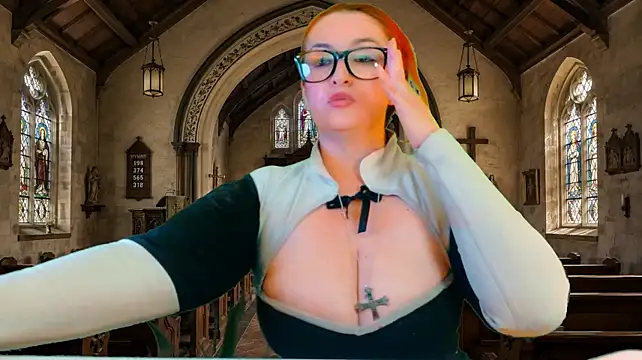 helenas_fantasy Adlı Modelin Canlı XXX Sohbeti