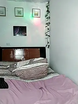 RossyAlvarez Adlı Modelin Canlı XXX Sohbeti