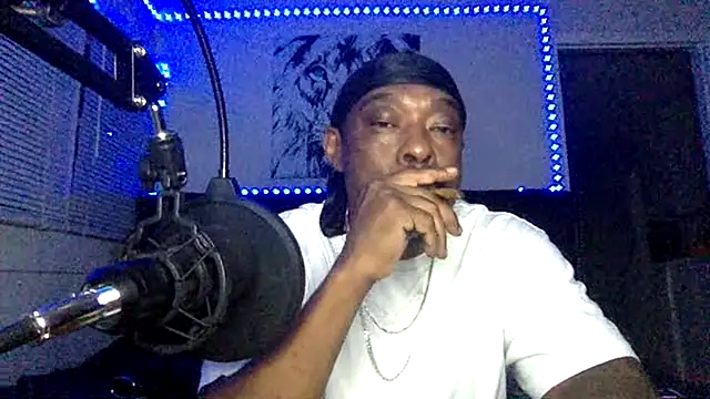 Chat XXX ao vivo de BigDaddyDy