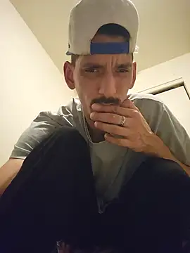 Matthew_204's Live XXX Chat