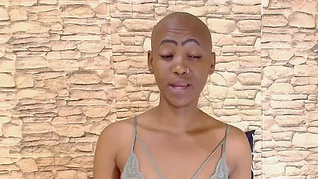 EbonyOlive69 即時 XXX 聊天