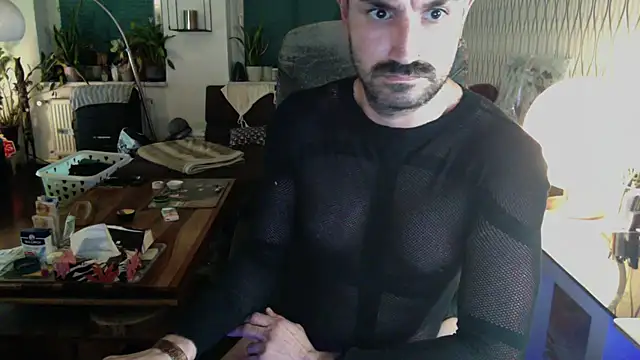 Chat XXX en directo de tomz0819