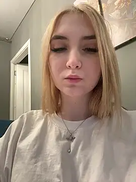 XXX chat uživo modela MarlboroWeb