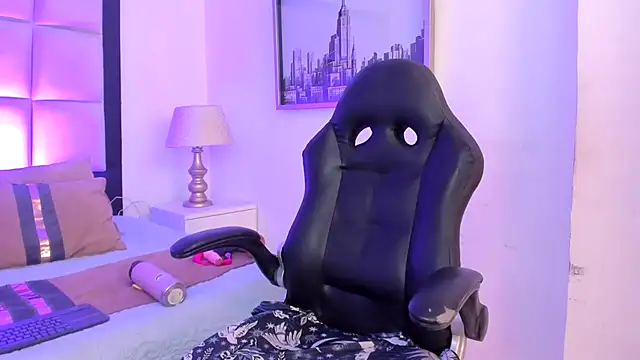 Онлайн чат XXX MeganPresleyy