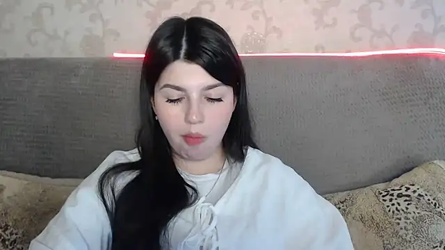 Živý XXX chat KisaModel