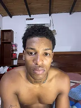 Chat XXX en directo de Jhan_Ngg