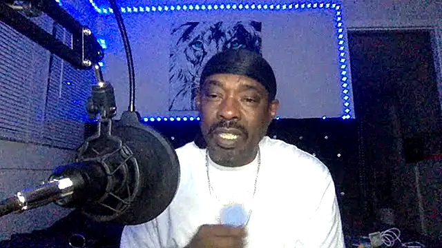 BigDaddyDy – Live XXX-chat