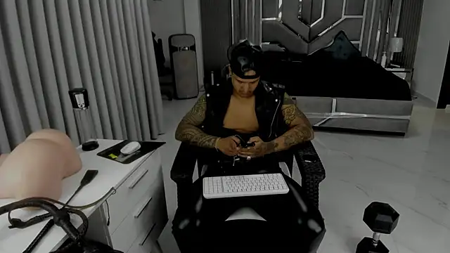 master_leather Live XXX-Chat