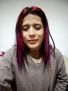 Lya_Ross19: онлайн-секс-чат