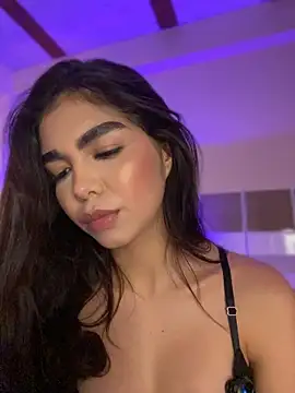 ValentinaRosee_'s Live XXX Chat