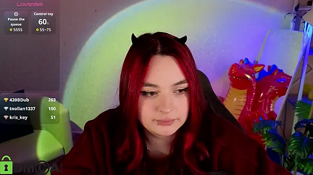 Mia_R0ss Adlı Modelin Canlı XXX Sohbeti