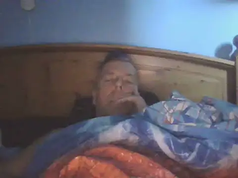 Živý XXX chat SHARPSkinhead