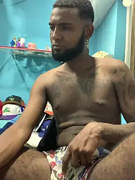 AlbertoDiime's Live XXX Chat