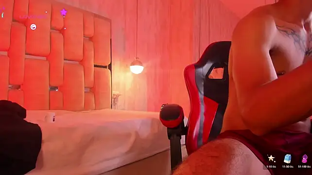 Онлайн чат XXX JaredTorres_