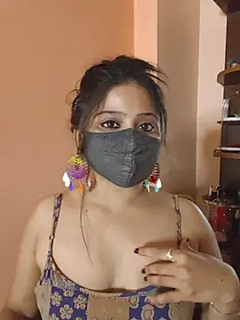 deepu_urs Adlı Modelin Canlı XXX Sohbeti