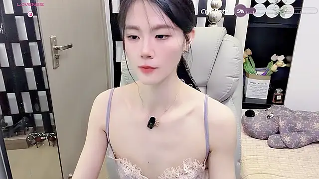 Yueyue-MM's Live XXX Chat