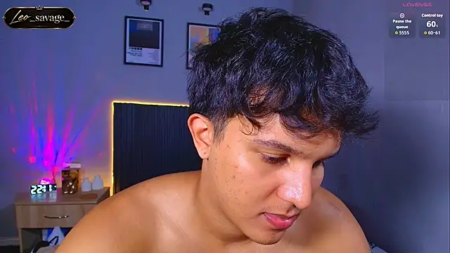 Chat XXX ao vivo de Leo_Savage_