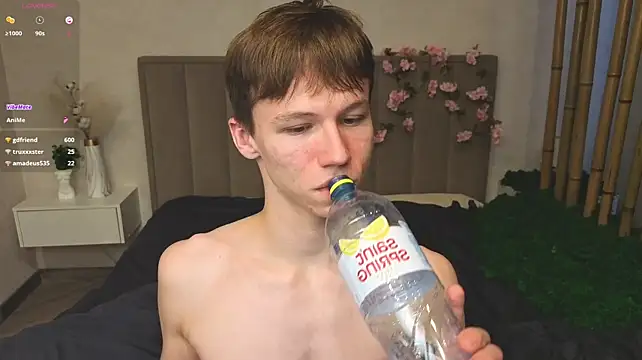 cuMte_boy – Naživo XXX chat