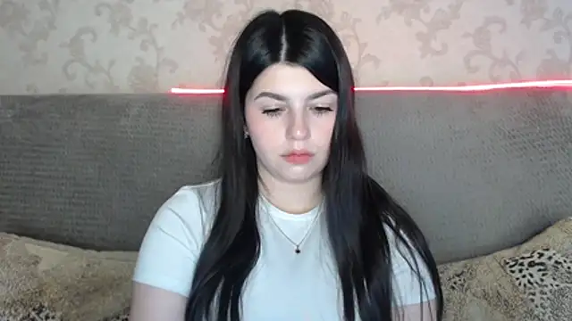 KisaModel's Live XXX Chat