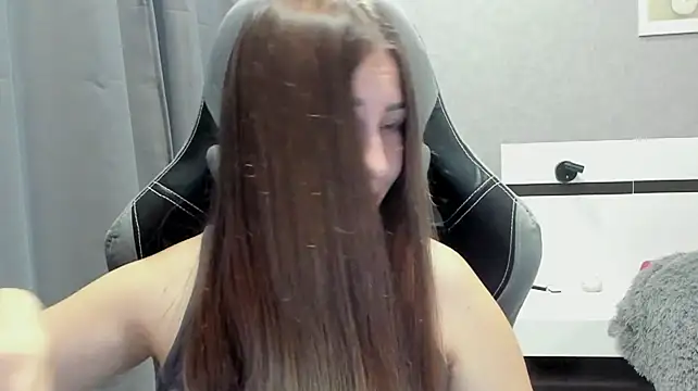Mia_shy1 – Naživo XXX chat