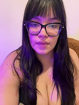 Emily_Taylor2 Live XXX-chat