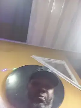 JCOBY24 élő XXX-chatje