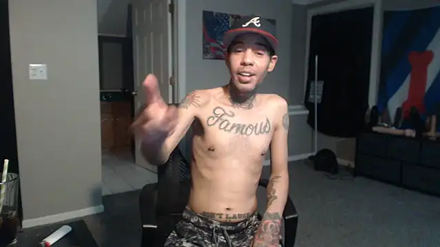 Michigan9000 Live XXX-Chat