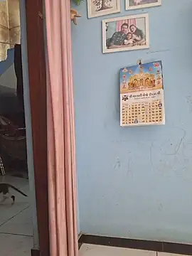 צ'אט XXX בשידור חי של Dimpu_queens