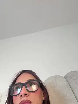 Sam_cielo Adlı Modelin Canlı XXX Sohbeti