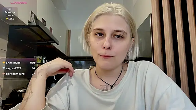 دردشة Ella_Bloom الجنسية المباشرة