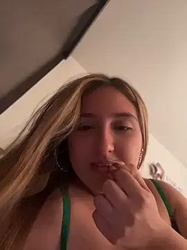 MoraInFire – Live XXX-chat