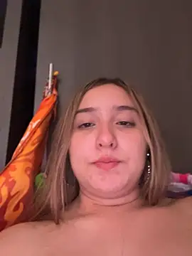 Živý XXX chat MoraInFire