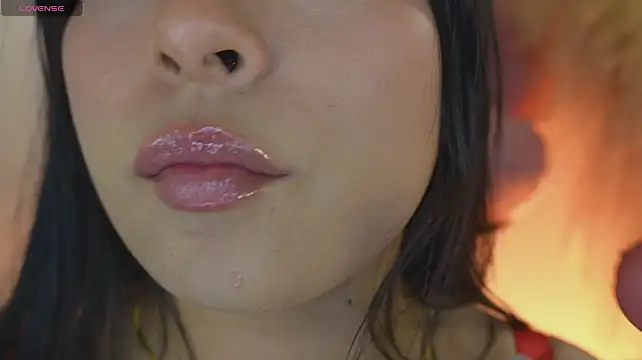 mia_roux1's Live XXX Chat