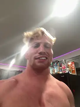 הופעת וובקאם של tylerwilsonn2