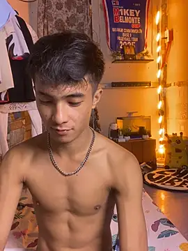 Twinkyecho Chat XXX live