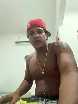Chat +18 de bigdick211292 ao vivo