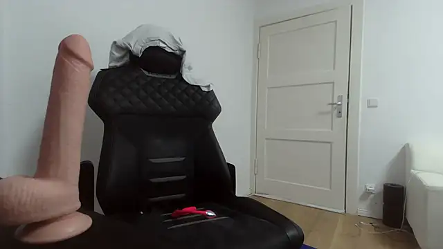 fit_ass_2021's Live XXX Chat
