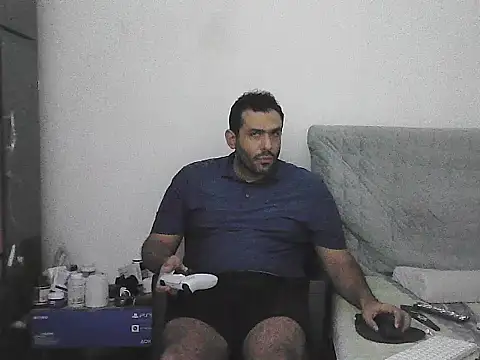 alphalatinobearx Adlı Modelin Canlı XXX Sohbeti