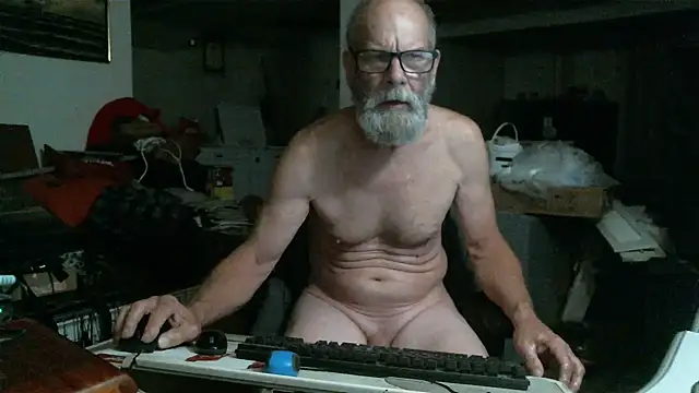 farmboy4yu Live XXX-Chat